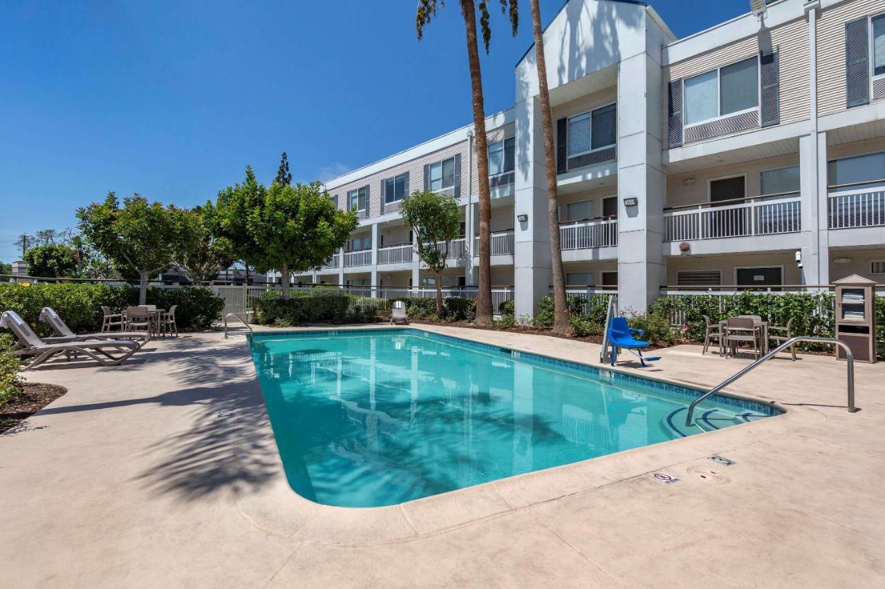 Quality Inn Placentia Anaheim Fullerton Екстериор снимка