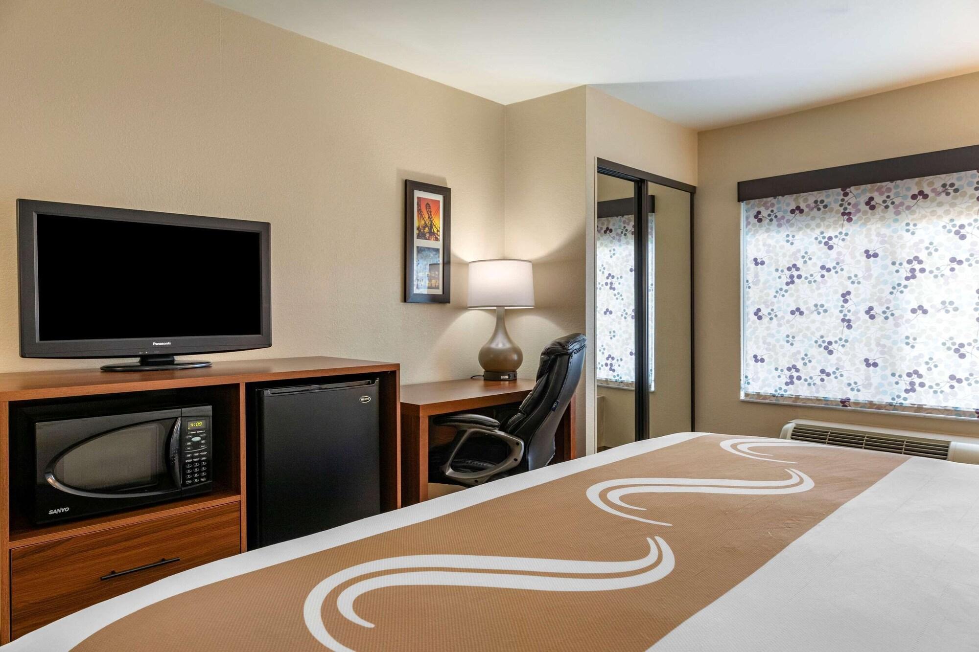Quality Inn Placentia Anaheim Fullerton Екстериор снимка