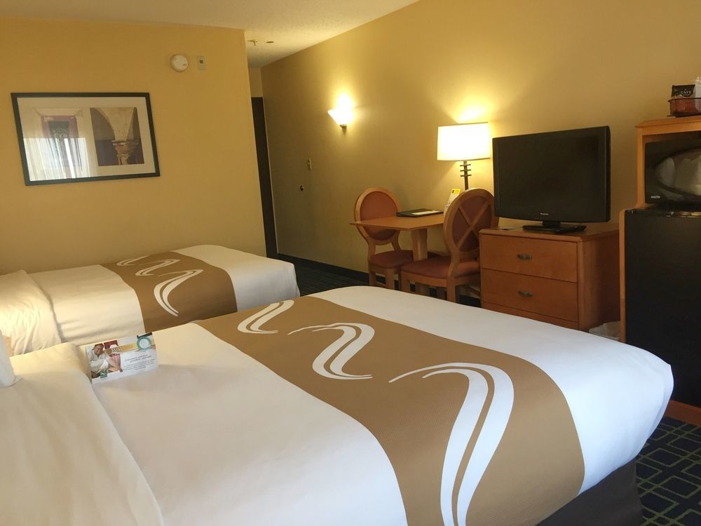 Quality Inn Placentia Anaheim Fullerton Екстериор снимка